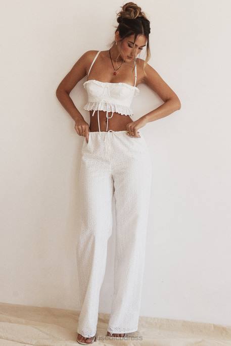 House of CB Frankie White Broderie Anglais Trousers Clothing 4H6N859